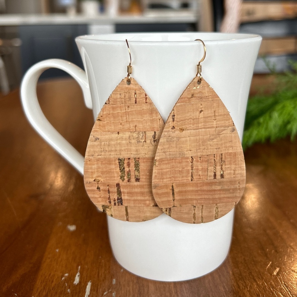 Nickel & Suede Lightweight Leather Earrings sz medium